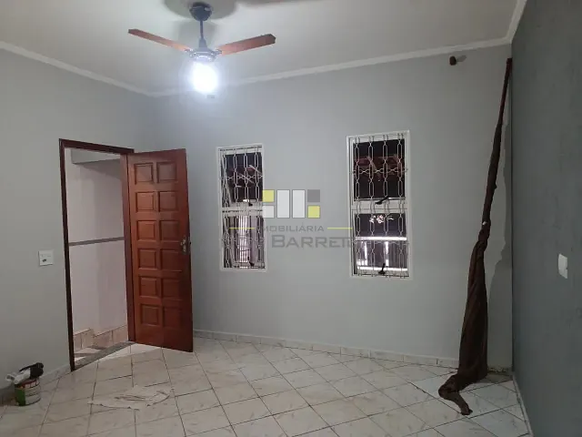 Casa com 125m² 4 quartos e 3 banheiros, à venda, no bairro Jardim Macarenko em Sumaré