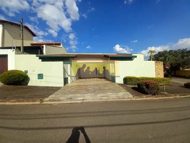 Casa com 463m² 4 quartos e 5 banheiros, à venda ou para alugar, no bairro Parque Alto Taquaral em Campinas