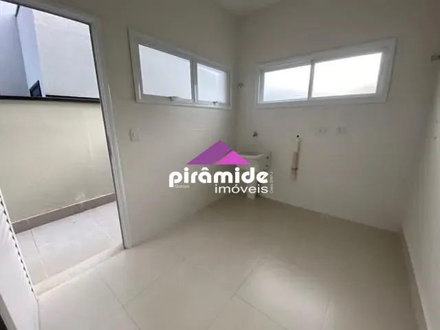 Casa com 250m², à venda, no bairro Urbanova em São José dos Campos