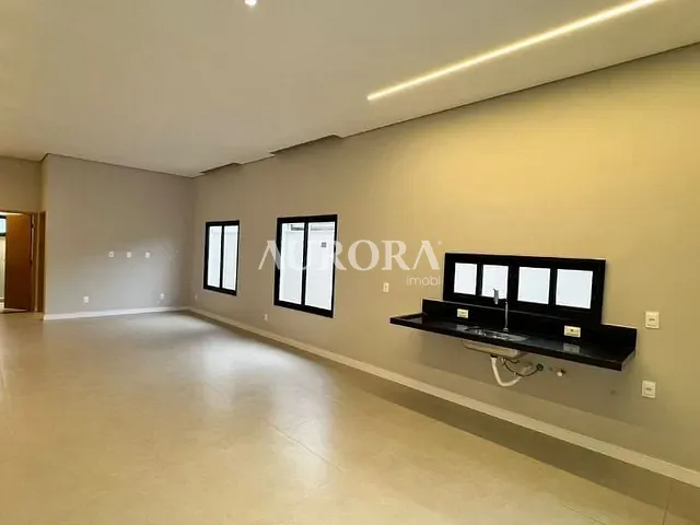 Casa com 300m² 3 quartos e 4 banheiros, à venda, no bairro Jardim Costa do Sol em Rolândia