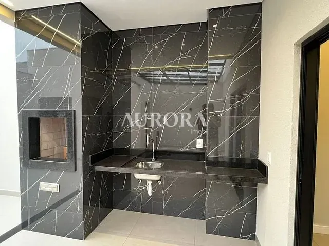 Casa com 300m² 3 quartos e 4 banheiros, à venda, no bairro Jardim Costa do Sol em Rolândia
