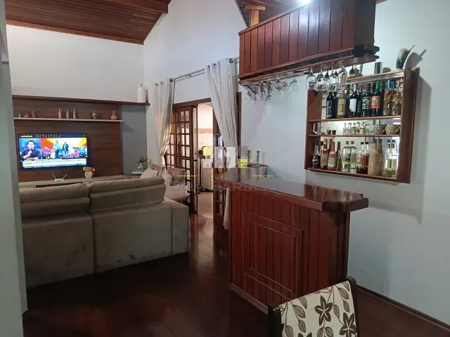 Casa com 265m² 3 quartos e 1 banheiro, à venda, no bairro Parque Franceschini em Sumaré
