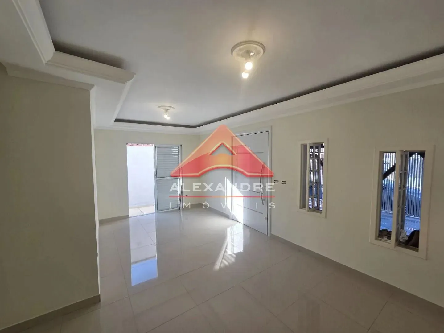 Casa, 4 quartos, 186 m² - Foto 1