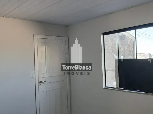 Casa com 60m² 3 quartos e 1 banheiro, à venda, no bairro Cará-cará em Ponta Grossa