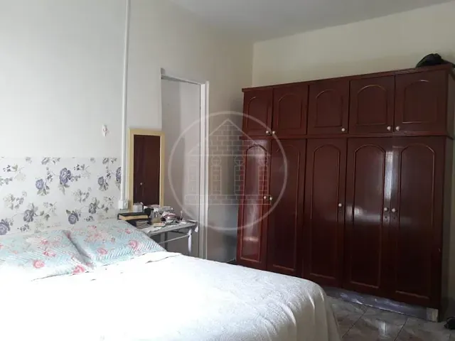 Casa com 350m² 4 quartos e 3 banheiros, à venda, no bairro Jardim Beatriz em São Paulo