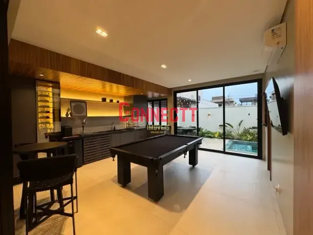 Casa com 300m² 3 quartos e 4 banheiros, à venda, no bairro Residencial Alto do Castelo em Ribeirão Preto