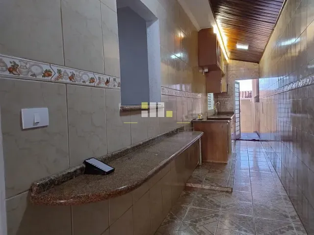 Casa com 125m² 2 quartos e 1 banheiro, para alugar, no bairro Parque Residencial Florença em Sumaré