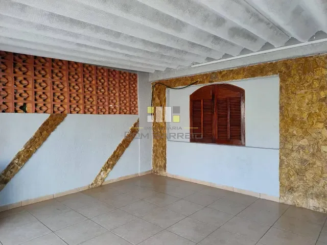 Casa com 125m² 2 quartos e 1 banheiro, para alugar, no bairro Parque Residencial Florença em Sumaré
