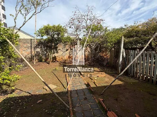 Casa com 495m² 3 quartos e 2 banheiros, à venda ou para alugar, no bairro Estrela em Ponta Grossa