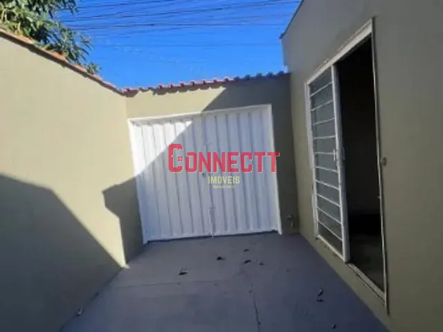 Casa com 250m² 3 quartos e 2 banheiros, à venda, no bairro Quintino Facci II em Ribeirão Preto