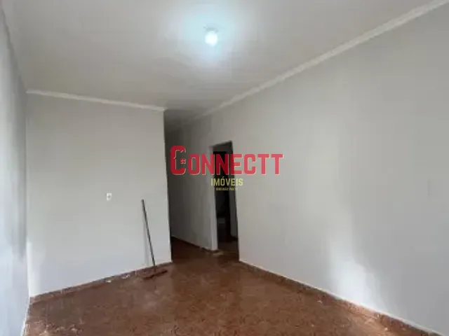Casa com 250m² 3 quartos e 2 banheiros, à venda, no bairro Quintino Facci II em Ribeirão Preto