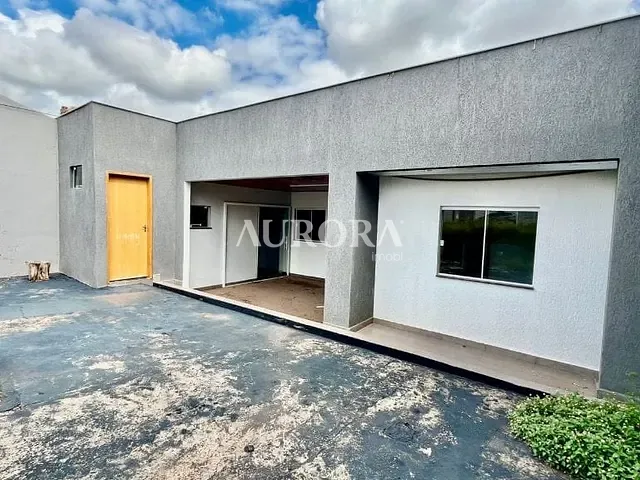Casa com 340m² 1 quarto e 1 banheiro, à venda, no bairro Espanha em Londrina