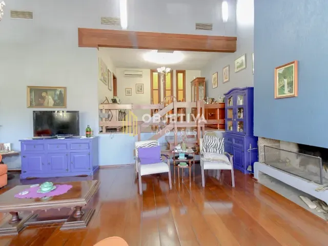 Casa 3 quartos e 1 banheiro, à venda, no bairro Chácara das Pedras em Porto Alegre