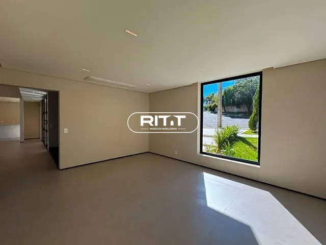 Casa com 2206m² 4 quartos e 6 banheiros, à venda, no bairro Loteamento Alphaville Campinas em Campinas
