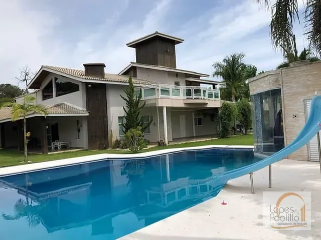 Casa com 6300m² 4 quartos e 5 banheiros, à venda, no bairro Rio Abaixo em Atibaia