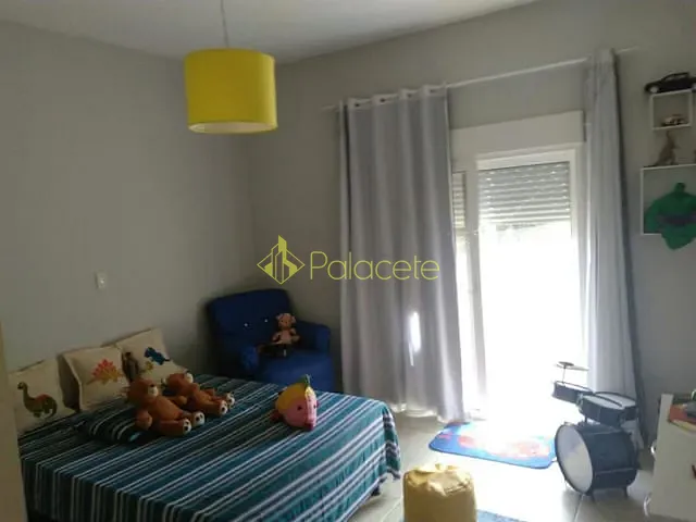 Casa com 1065m² 4 quartos e 3 banheiros, à venda, no bairro Borba em Pindamonhangaba