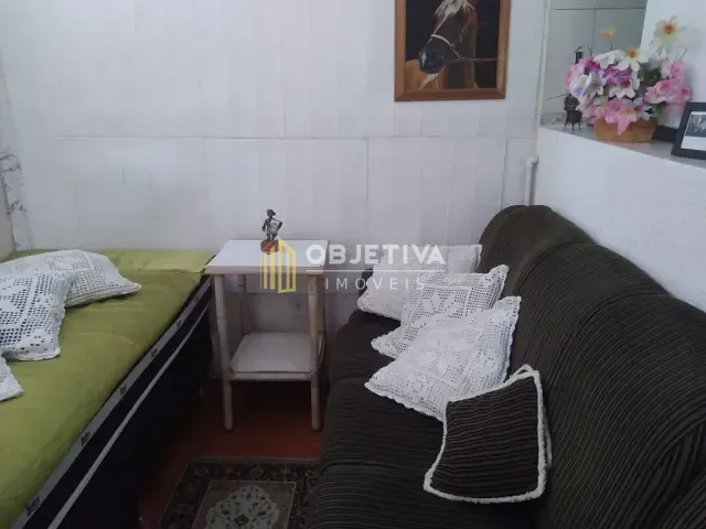 Casa com 244m² 2 quartos e 2 banheiros, à venda, no bairro Jardim Floresta em Porto Alegre