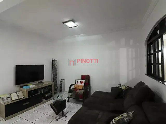 Casa 3 quartos e 1 banheiro, à venda, no bairro Jardim Copacabana em São Bernardo do Campo