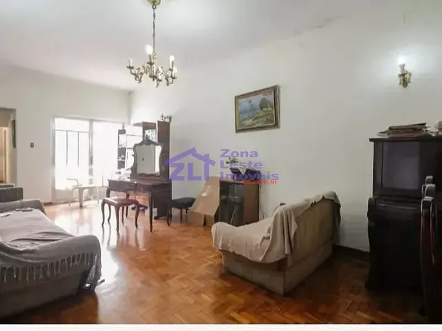 Casa com 317m² 3 quartos e 3 banheiros, à venda, no bairro Vila Carrão em São Paulo