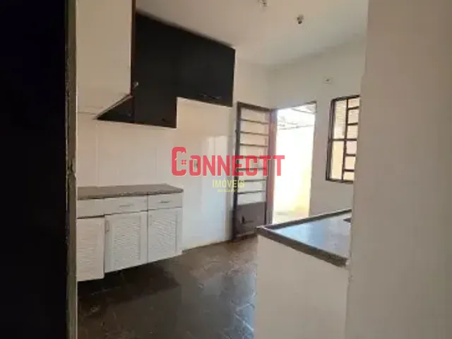 Casa com 200m² 2 quartos e 1 banheiro, à venda, no bairro Jardim Eugênio Mendes Lopes em Ribeirão Preto