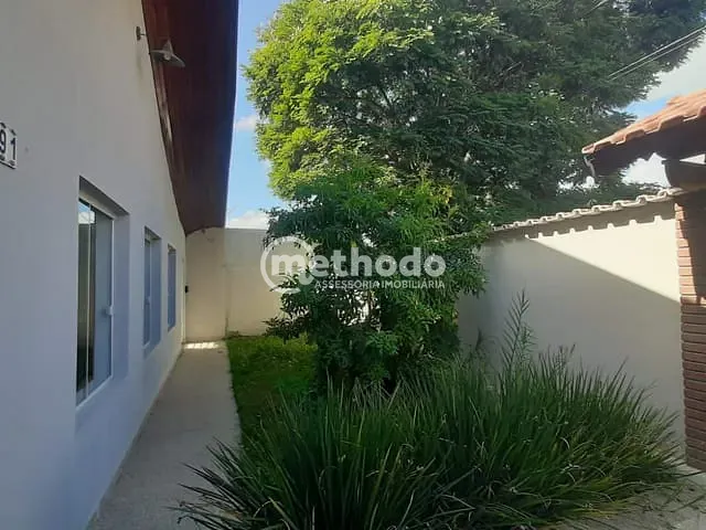 Casa com 390m² 3 quartos e 3 banheiros, à venda, no bairro São Benedito em Pindamonhangaba
