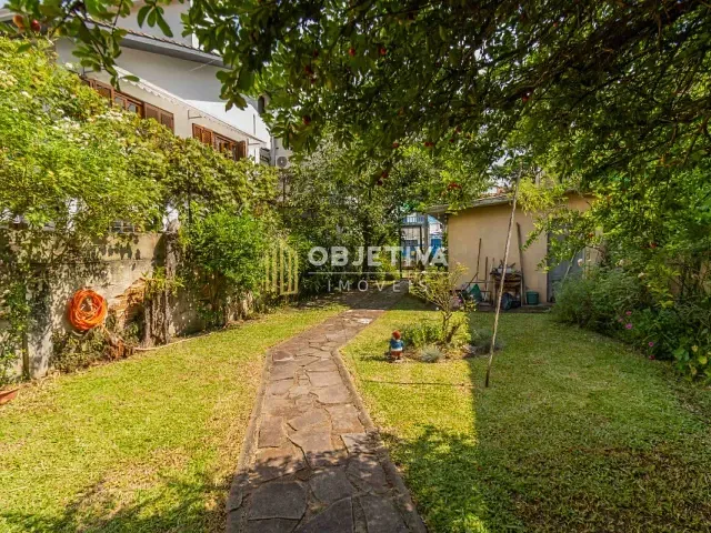 Casa 1 quarto e 1 banheiro, à venda, no bairro Azenha em Porto Alegre
