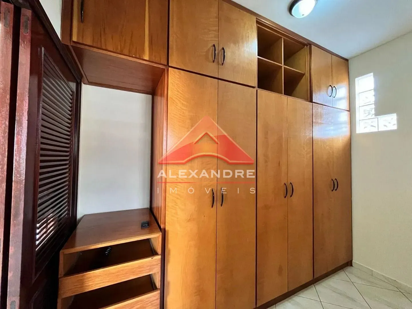 Casa, 3 quartos, 249 m² - Foto 14