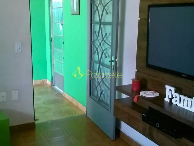 Casa com 150m² 4 quartos e 2 banheiros, à venda, no bairro Alto do Cardoso em Pindamonhangaba