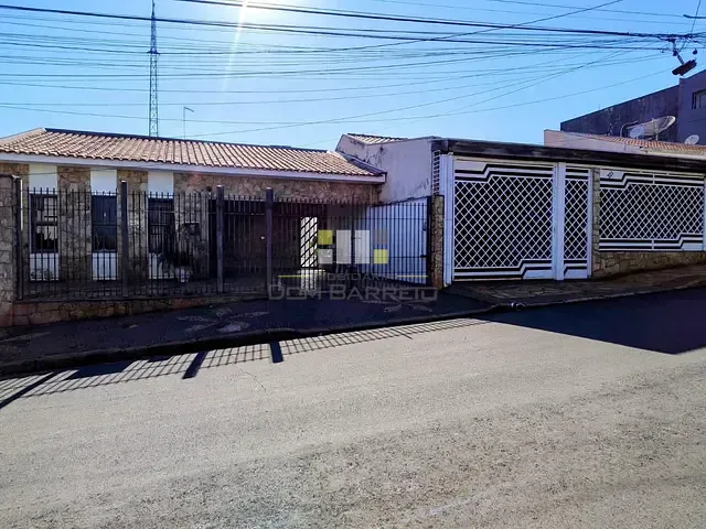 Casa com 250m² 3 quartos e 2 banheiros, à venda, no bairro Vila Menuzzo em Sumaré