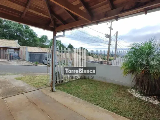 Casa com 150m² 2 quartos e 1 banheiro, à venda, no bairro Cará-cará em Ponta Grossa