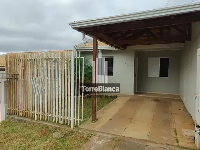 Casa com 150m² 2 quartos e 1 banheiro, à venda, no bairro Cará-cará em Ponta Grossa