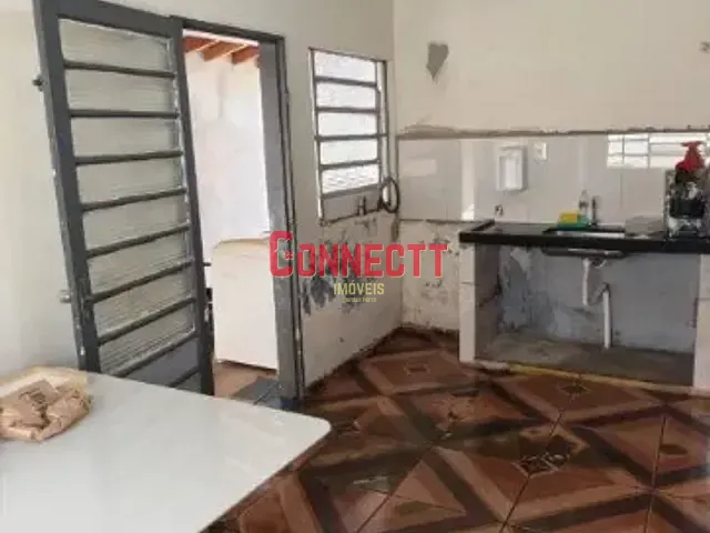 Casa com 210m² 2 quartos e 1 banheiro, à venda, no bairro Geraldo Correia de Carvalho em Ribeirão Preto