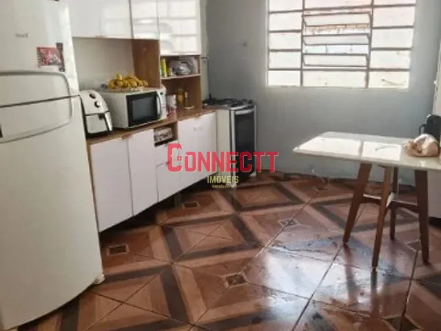Casa com 210m² 2 quartos e 1 banheiro, à venda, no bairro Geraldo Correia de Carvalho em Ribeirão Preto