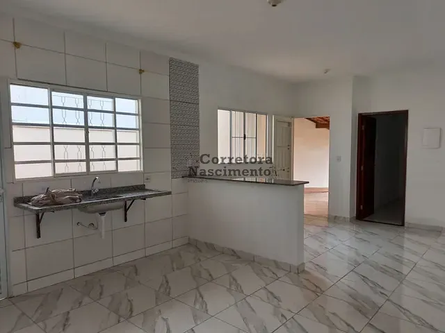 Casa com 175m² 2 quartos e 2 banheiros, à venda, no bairro Villa Branca em Jacareí