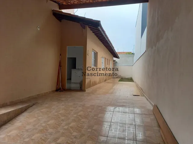 Casa com 175m² 2 quartos e 2 banheiros, à venda, no bairro Villa Branca em Jacareí