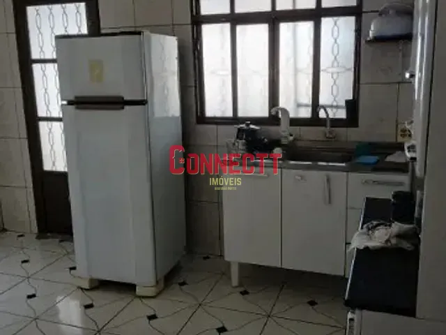 Casa com 220m² 2 quartos e 2 banheiros, à venda, no bairro Vila Albertina em Ribeirão Preto