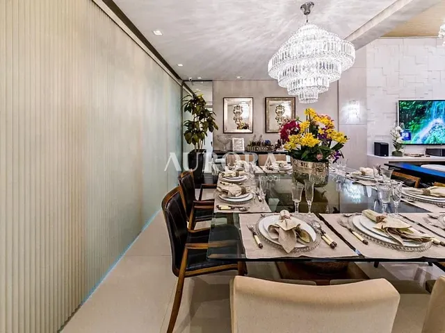 Casa com 316m² 4 quartos e 5 banheiros, à venda, no bairro Esperança em Londrina