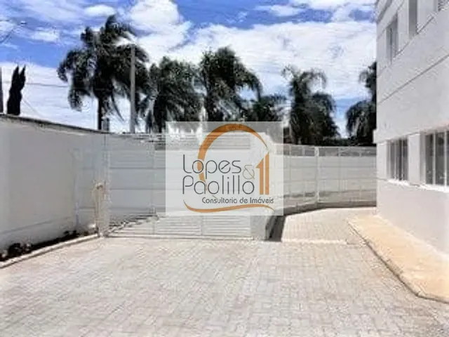 Casa com 300m² 3 quartos e 2 banheiros, à venda, no bairro Vila Loanda em Atibaia