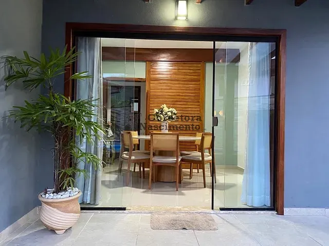 Casa com 497m² 3 quartos e 3 banheiros, à venda, no bairro Horto Florestal em Ubatuba