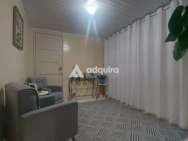 Casa com 288m² 4 quartos e 2 banheiros, à venda, no bairro Uvaranas em Ponta Grossa