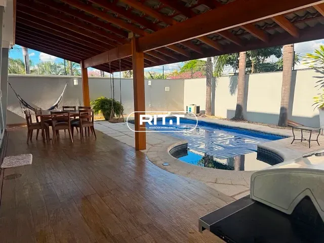 Casa com 368m² 3 quartos e 5 banheiros, à venda, no bairro Jardim América em Paulínia