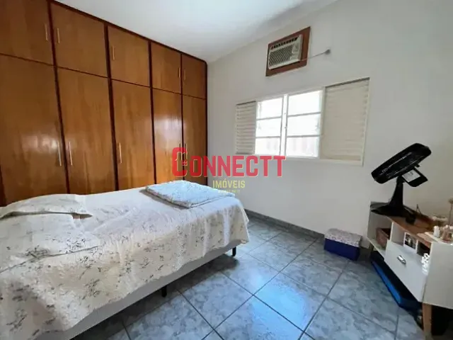 Casa com 150m² 3 quartos e 2 banheiros, à venda, no bairro Jardim Diva Tarlá de Carvalho em Ribeirão Preto