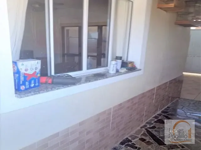 Casa com 300m² 2 quartos e 2 banheiros, à venda, no bairro Jardim Brogotá em Atibaia