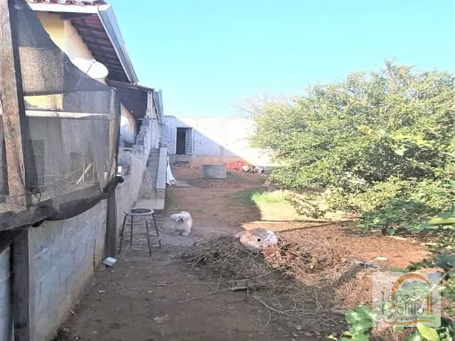 Casa com 300m² 2 quartos e 2 banheiros, à venda, no bairro Jardim Brogotá em Atibaia