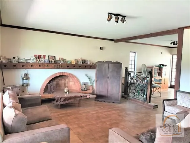 Casa com 611m² 3 quartos e 4 banheiros, à venda, no bairro Nova Gardênia em Atibaia