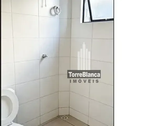 Casa com 48m² 2 quartos e 1 banheiro, à venda, no bairro Cará-Cará em Ponta Grossa