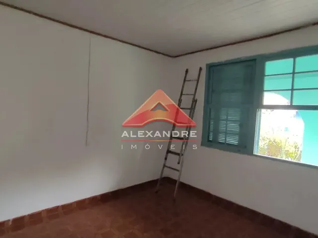 Casa com 388m² 2 quartos e 1 banheiro, à venda, no bairro Bom Retiro em São José Dos Campos