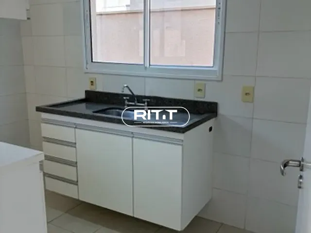 Casa com 214m² 3 quartos e 4 banheiros, para alugar, no bairro Parque Brasil 500 em Paulínia