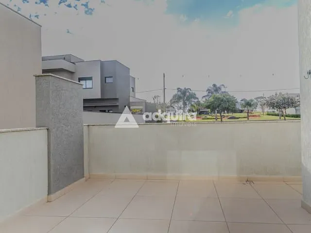 Casa com 300m² 5 quartos e 4 banheiros, à venda, no bairro Jardim Carvalho em Ponta Grossa