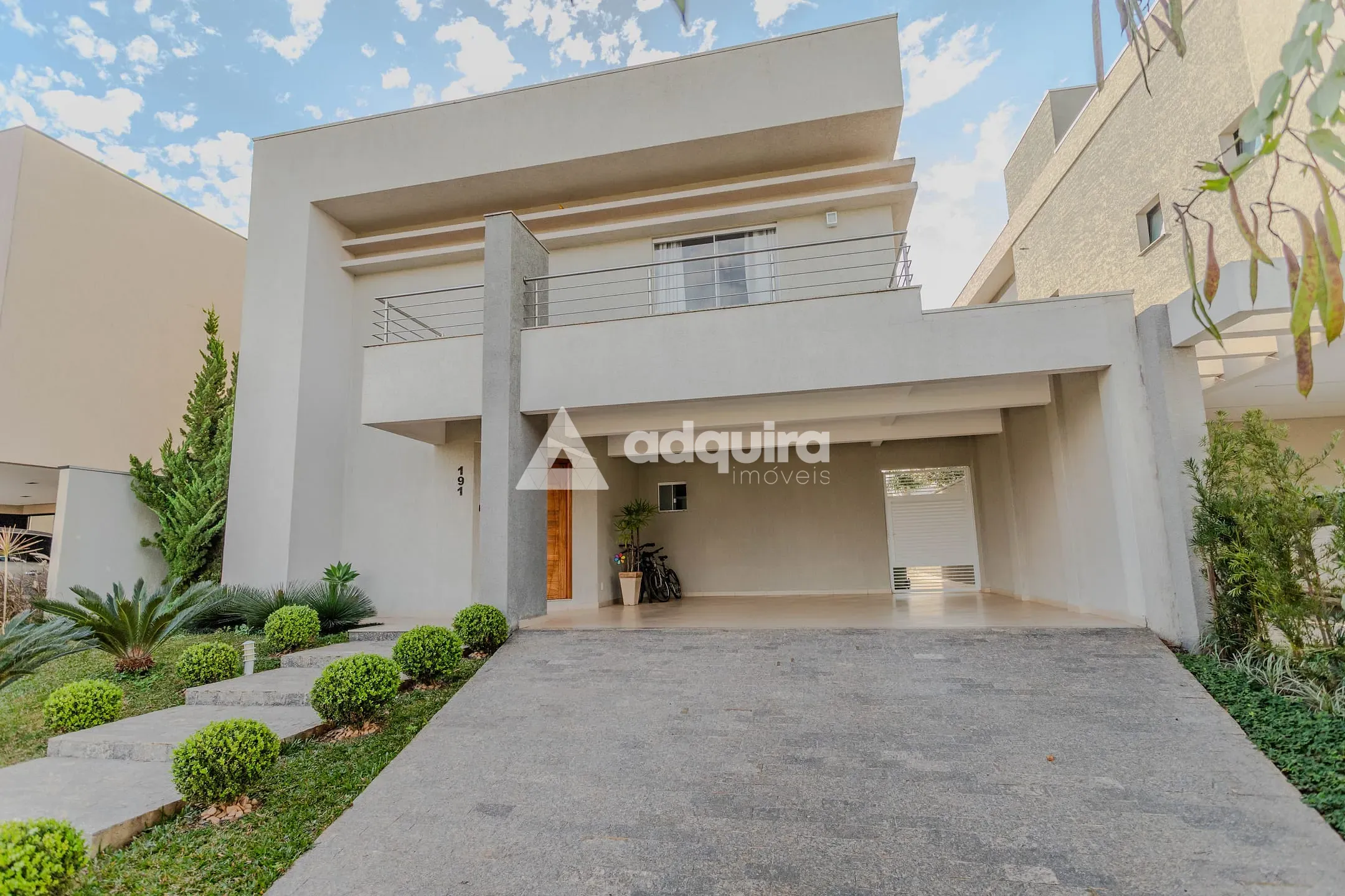 Casa, 5 quartos, 237 m² - Foto 2